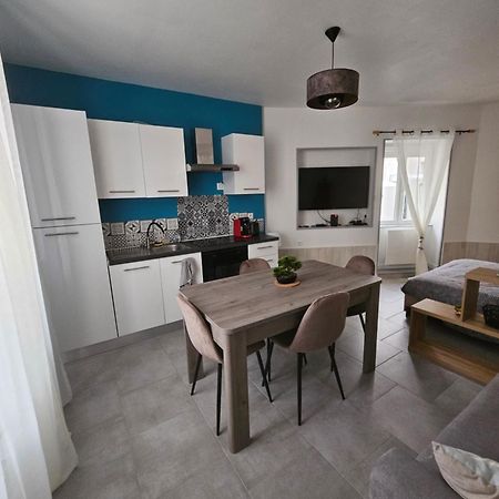 Sarl La Famille 1 Apartman Angoulême Kültér fotó